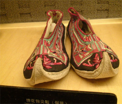 鞋的发展历程